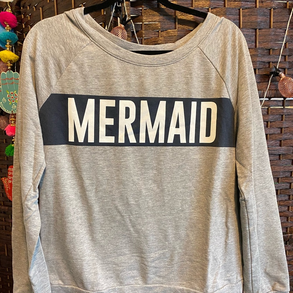 Young Romantics Mermaid Graphic Sweatshirt